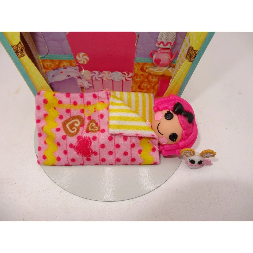 Mini Lalaloopsy Doll Playset Crumbs Sugar Cookie Bedroom House MGA Entertainment